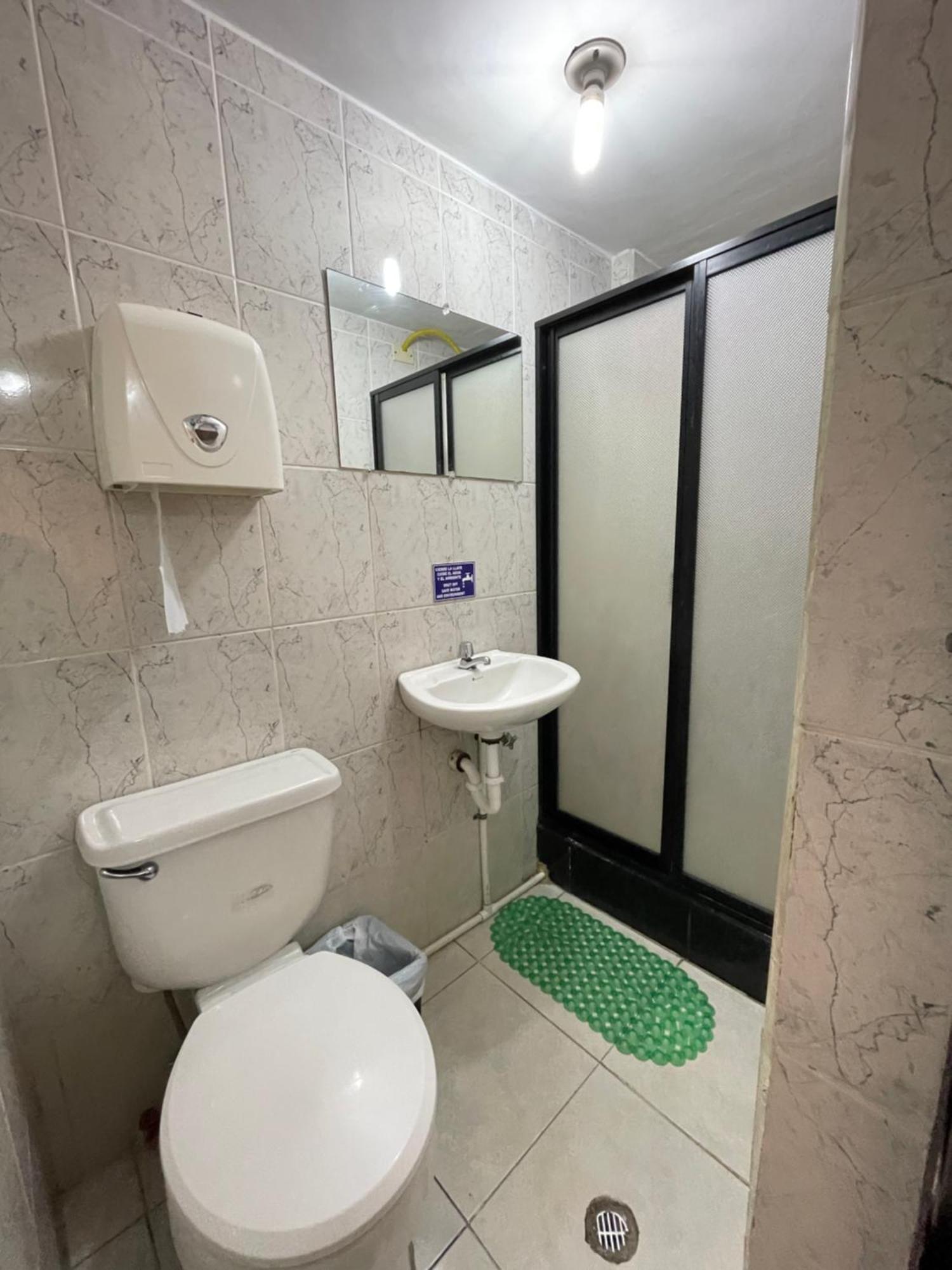 Hostal La Escondida De Quito Del Norte Buitenkant foto